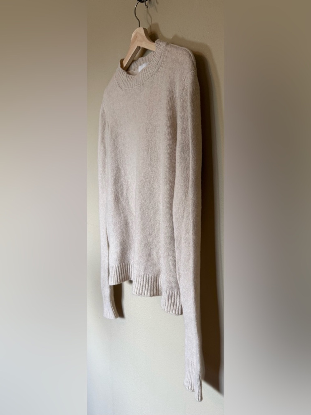 Reformation Cream Crewneck Boyfriend Cashmere Sweater Tan Size Small - Picture 3 of 7